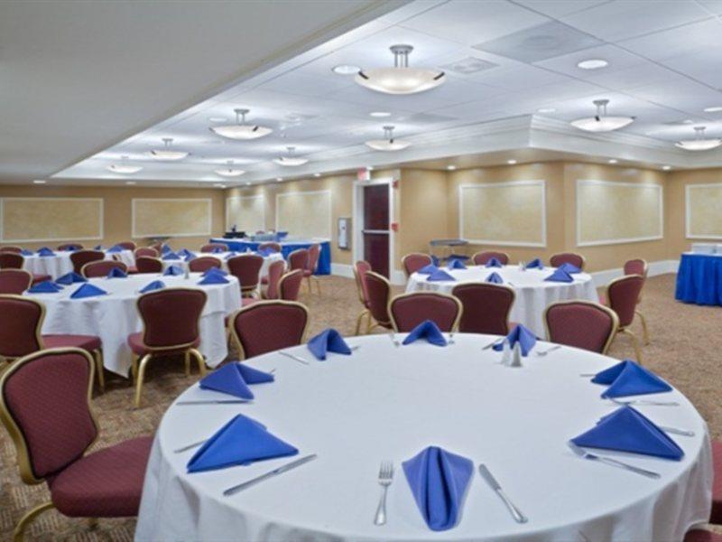 Radisson Hotel Providence Airport Warwick Exterior photo